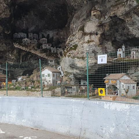 Foto nr. 2 il presepio in via Sottocorna - © G.S. Marinelli, riproduzione vietata.