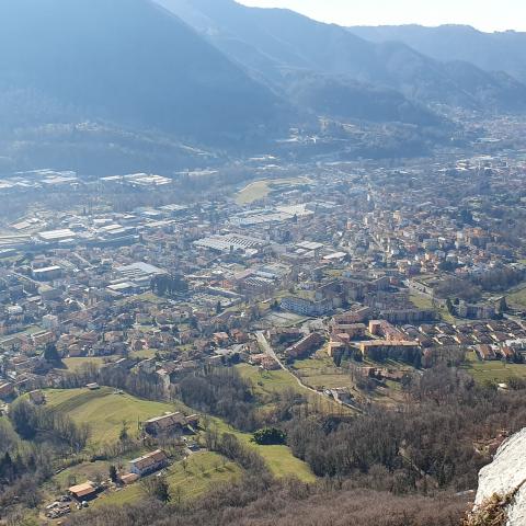  vista panoramica su Albino dalla Madonnina - © G.S. Marinelli, riproduzione vietata.