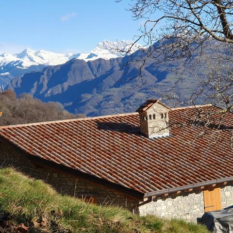 Foto nr. 4 uno sguardo al panorama alle nostre spalle - © G.S. Marinelli, riproduzione vietata.