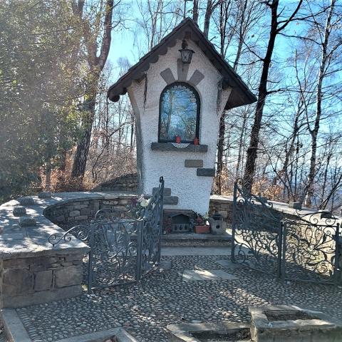 Monte della Brianza - Madonna dell'Alpe  - © G.S. Marinelli, riproduzione vietata.