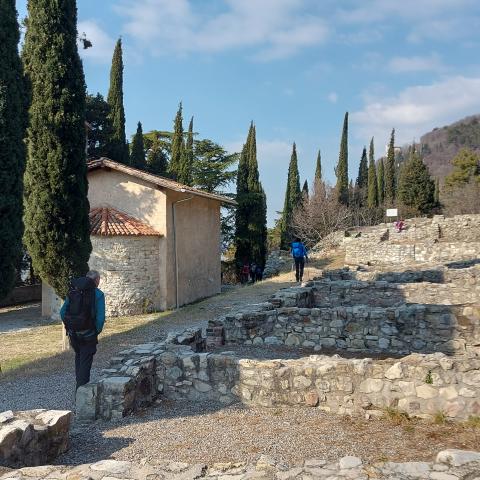 Chiesetta di San Rocco e i Resti del Castello  - © G.S. Marinelli, riproduzione vietata.