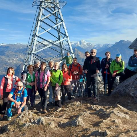 Foto di gruppo sul Monte Zucco  - © G.S. Marinelli, riproduzione vietata.