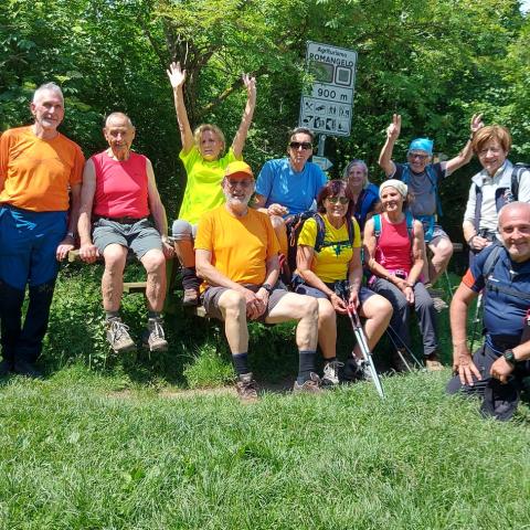 Foto di gruppo alla Croce di Zone  - © G.S. Marinelli, riproduzione vietata.