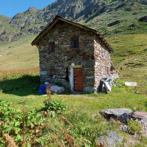 Malga Venano di Sopra  - © G.S. Marinelli, riproduzione vietata.