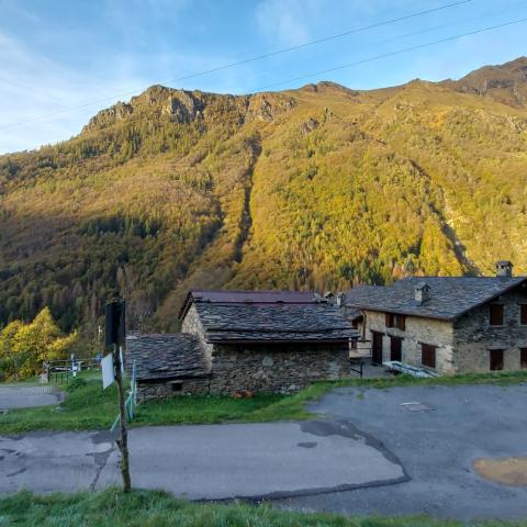 borgo località Bortolotti  - © G.S. Marinelli, riproduzione vietata.