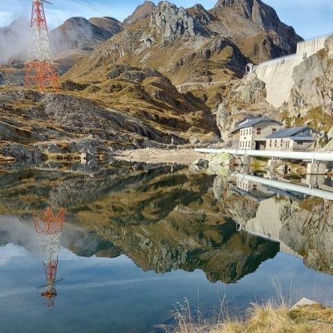 Lago Canali presso cap. Lago Nero  - © G.S. Marinelli, riproduzione vietata.