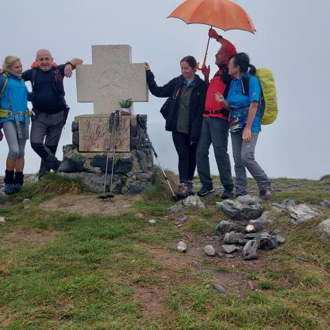 In vetta al Monte Sparavera  - © G.S. Marinelli, riproduzione vietata.