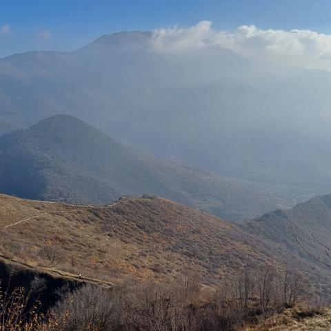 Dorsale Est di salita   - © G.S. Marinelli, riproduzione vietata.