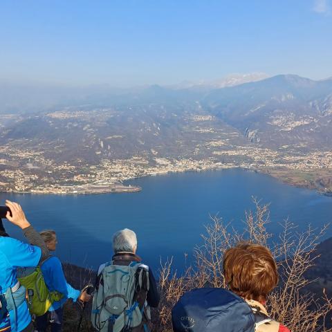 Vista su Lovere  - © G.S. Marinelli, riproduzione vietata.