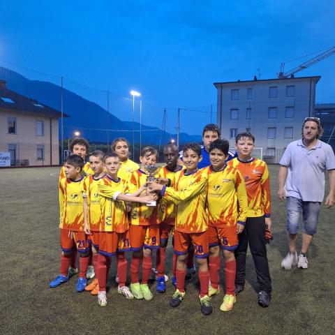  PULCINI ED ESORDIENTI FESTEGGIANO INSIEME, FORZA G.S. MARINELLI - © G.S. Marinelli, riproduzione vietata.